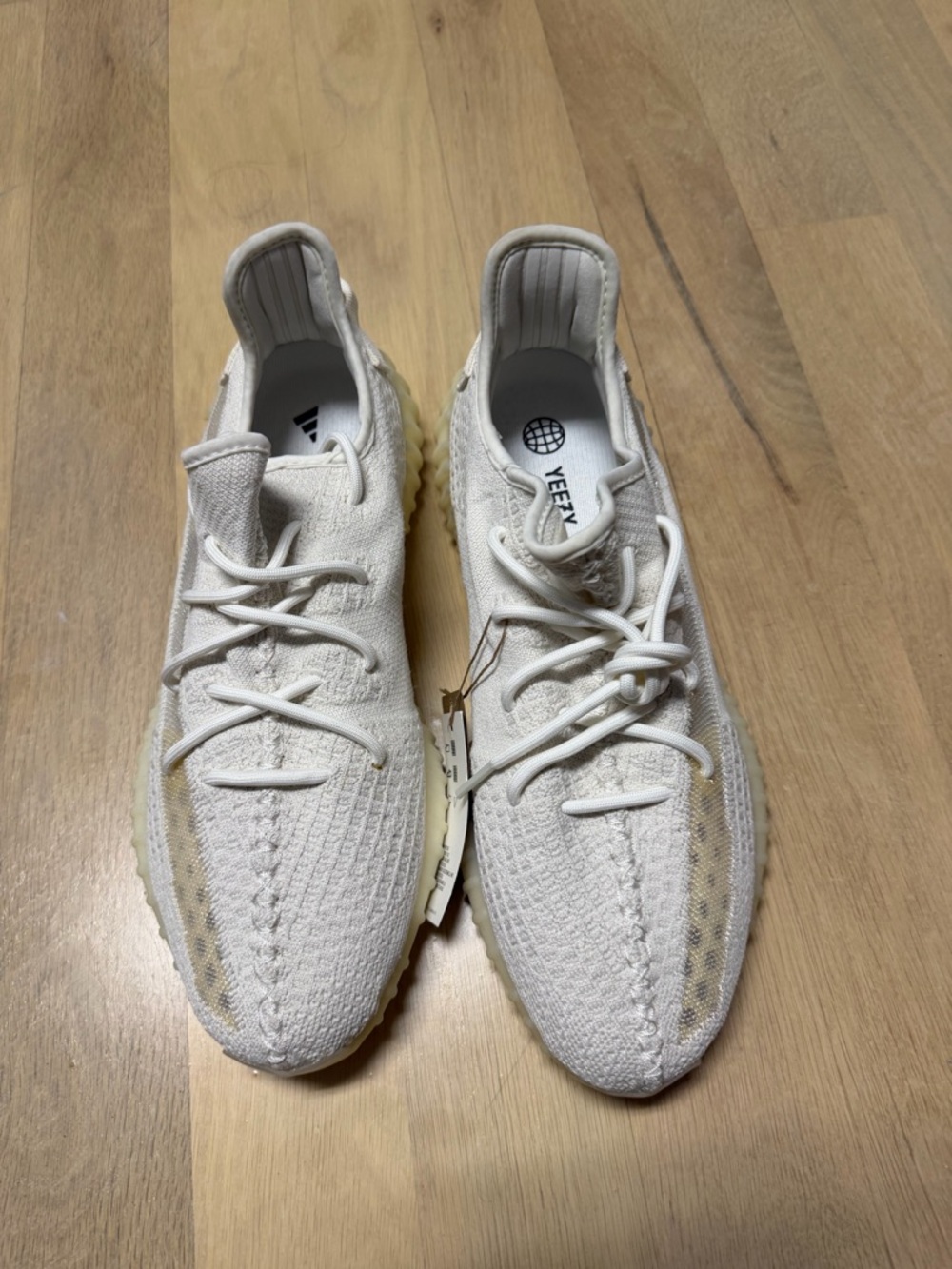 Yeezy Men’s Cream Knit Low-Top Sneakers